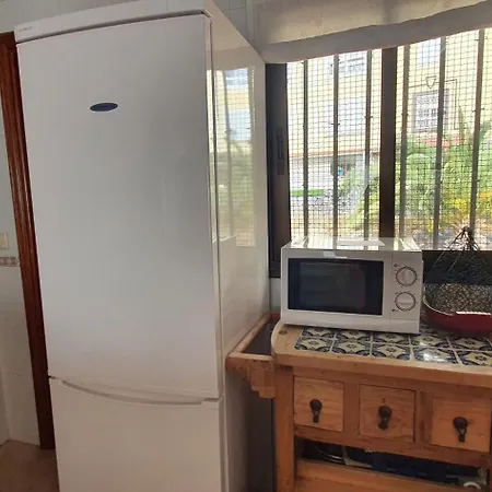 2 Bedroom Apartment Callao Salvaje