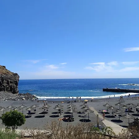 2 Bedroom Appartement *